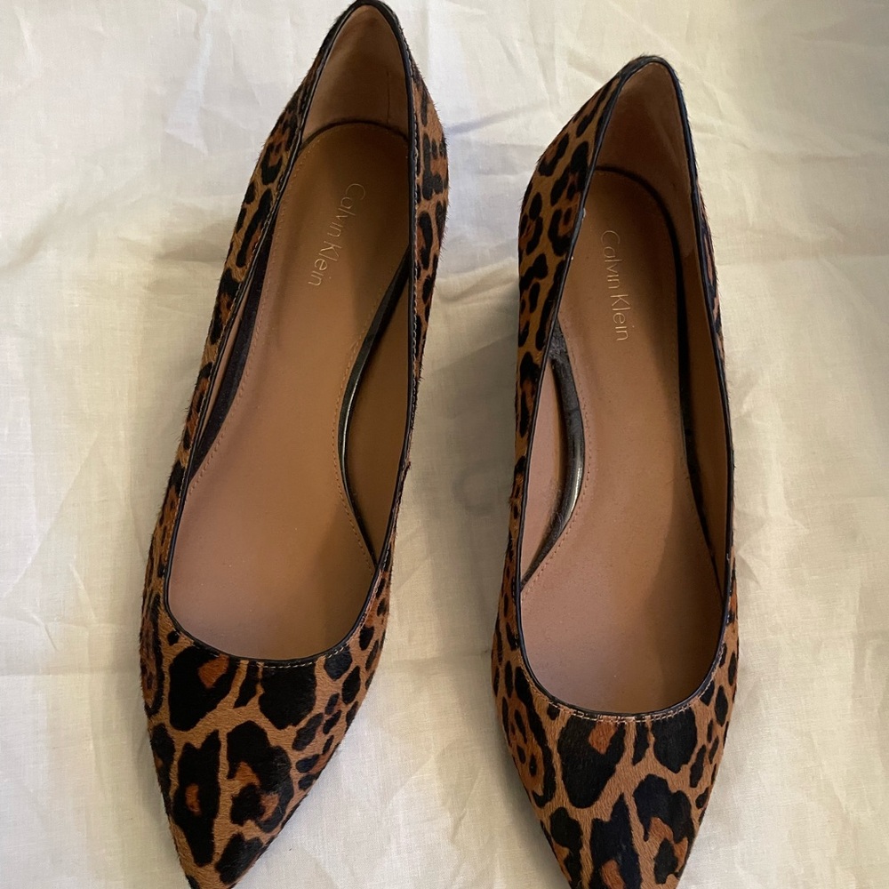 Animal print pumps